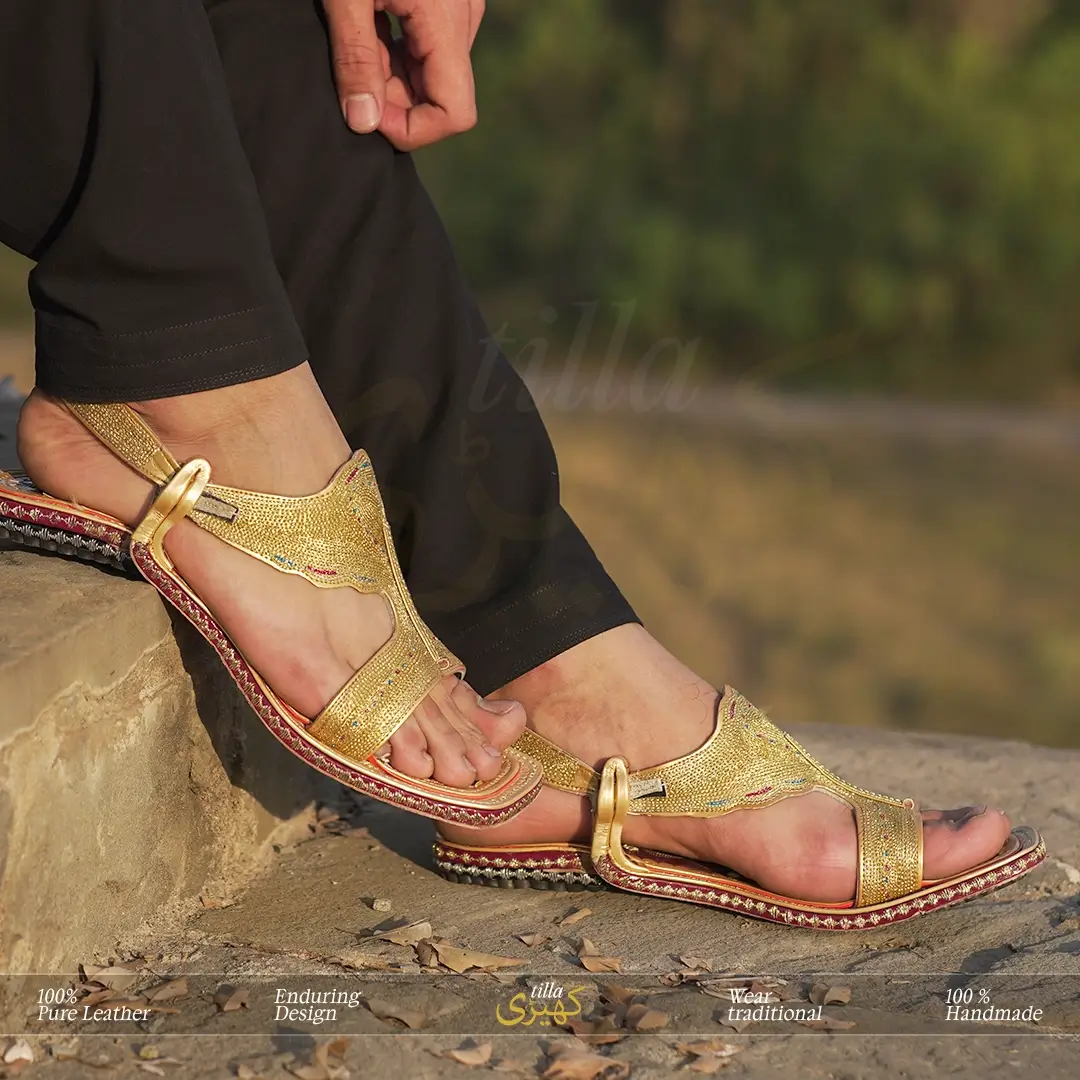 AT-VYQ-Golden-zarichappaldesign, ChakwaliaShoes, zarichappal, zarikheri, mianwalizarichappal, lawazarichappal